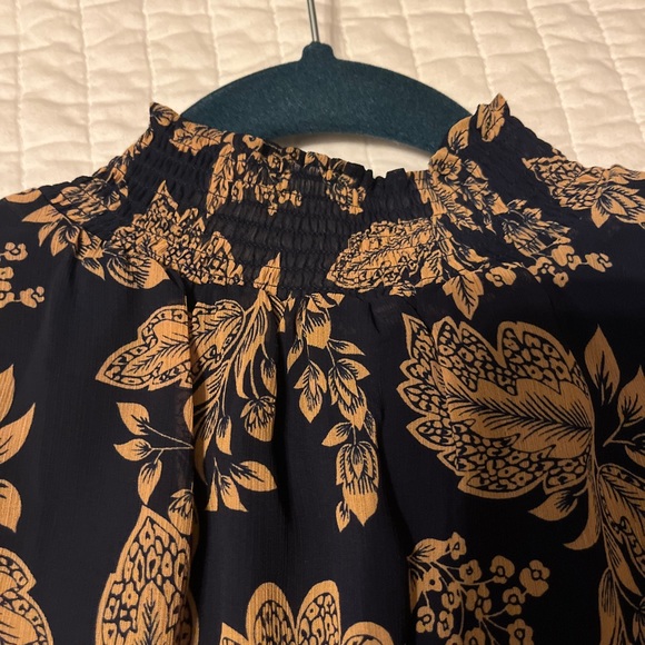 Jcrew patterned top - Picture 2 of 3